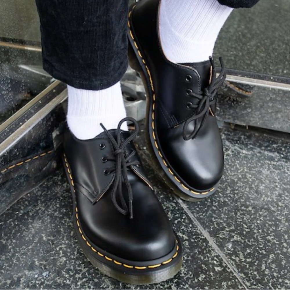 Womens Dr. Martens 1461 Casual Shoe - Black